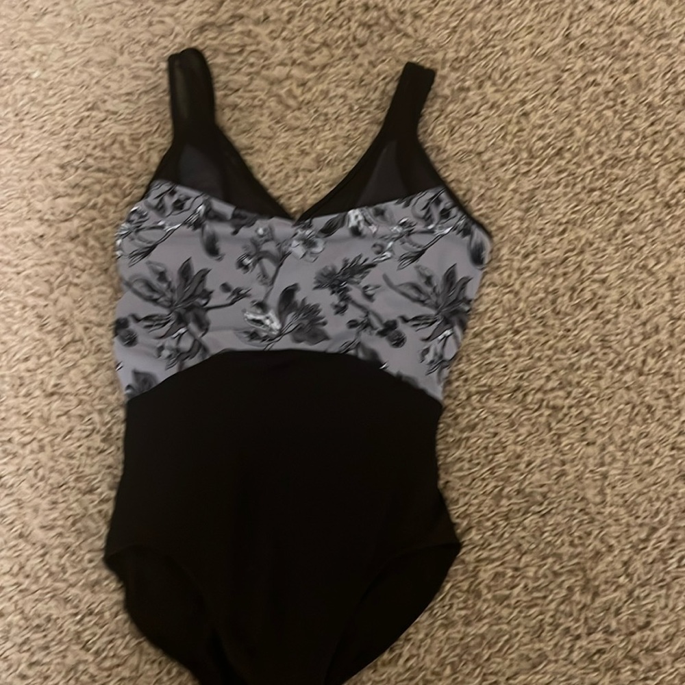 Beautiful floral print leotard.